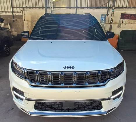 JEEP COMMANDER 2.0 HURRICANE 4 TURBO GASOLINA BLACKHAWK AT9